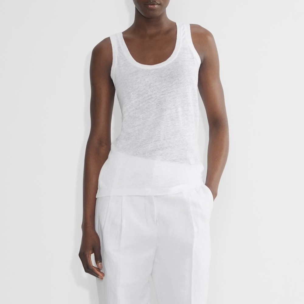 Aritzia tank small nwt